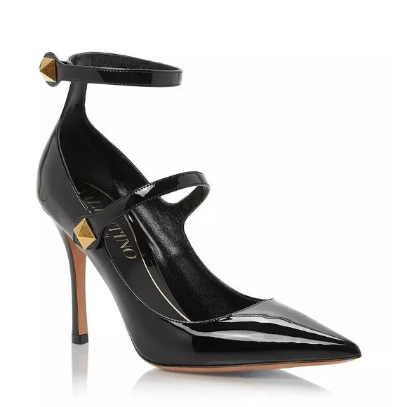Valentino Garavani Women's Pointed Toe Ankle Strap Heel Pumps Size 37 MSRP $980 - Picture 1 of 12